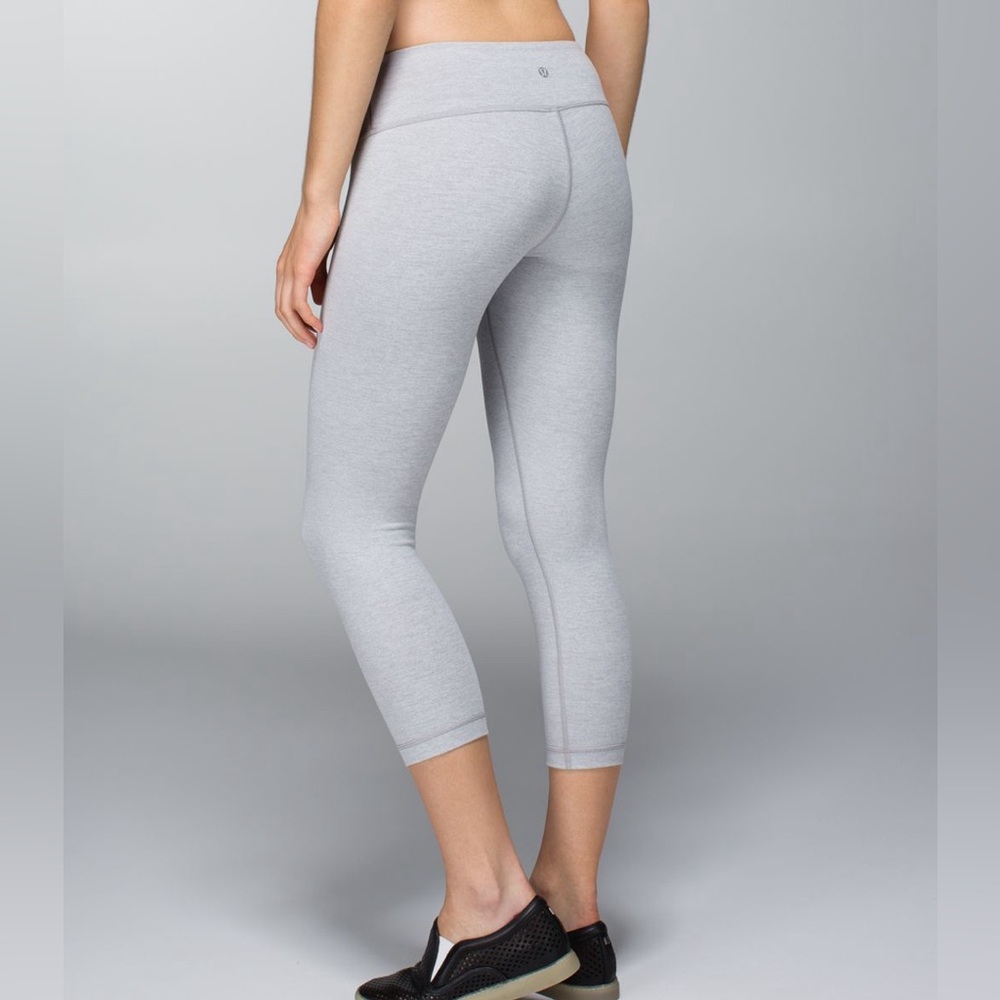Lululemon Grey Capri Leggings